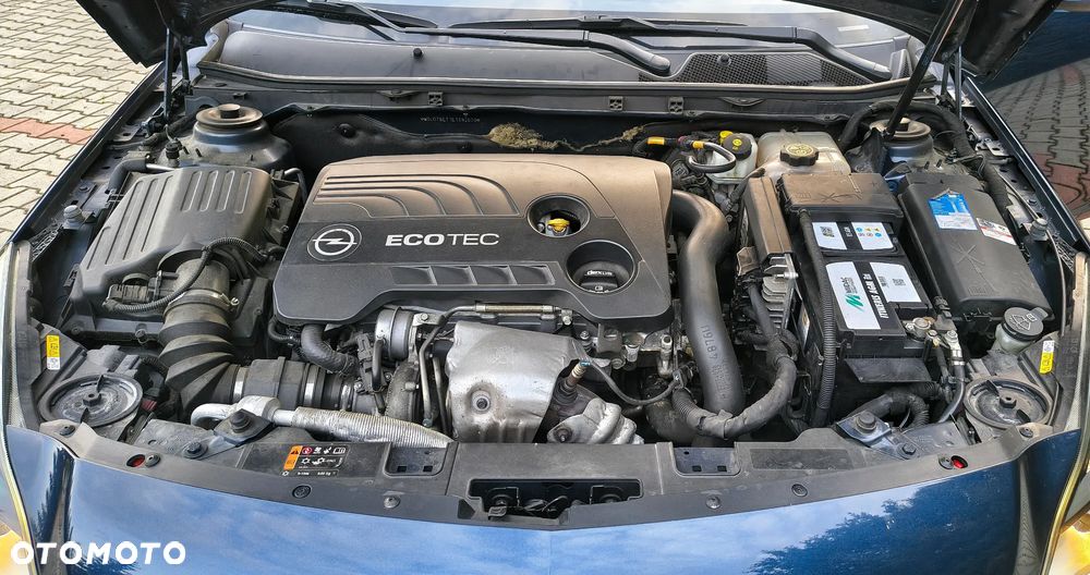 Opel Insignia - 30