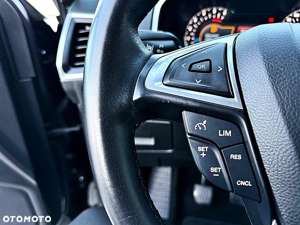 Ford S-Max 2.0 TDCi Titanium - 36