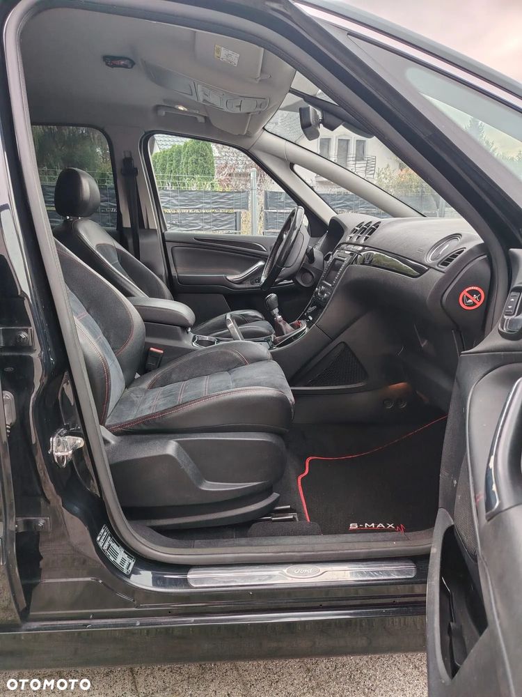 Ford S-Max - 18