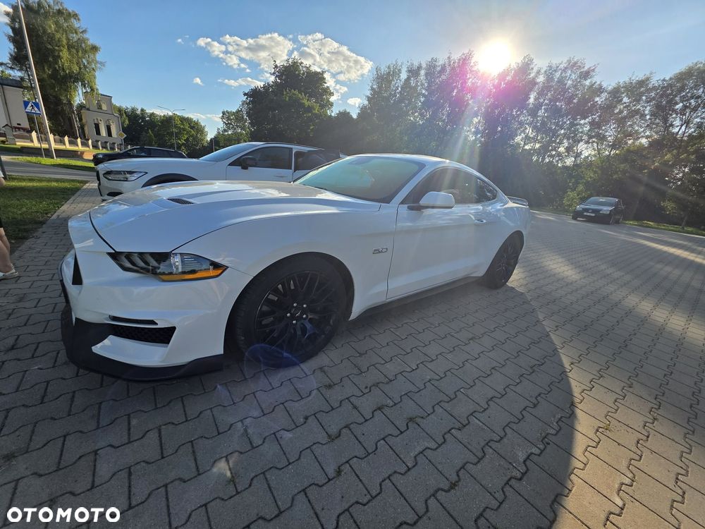 Ford Mustang - 6