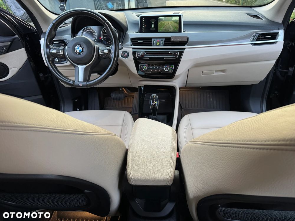 BMW X1 sDrive20i xLine - 11