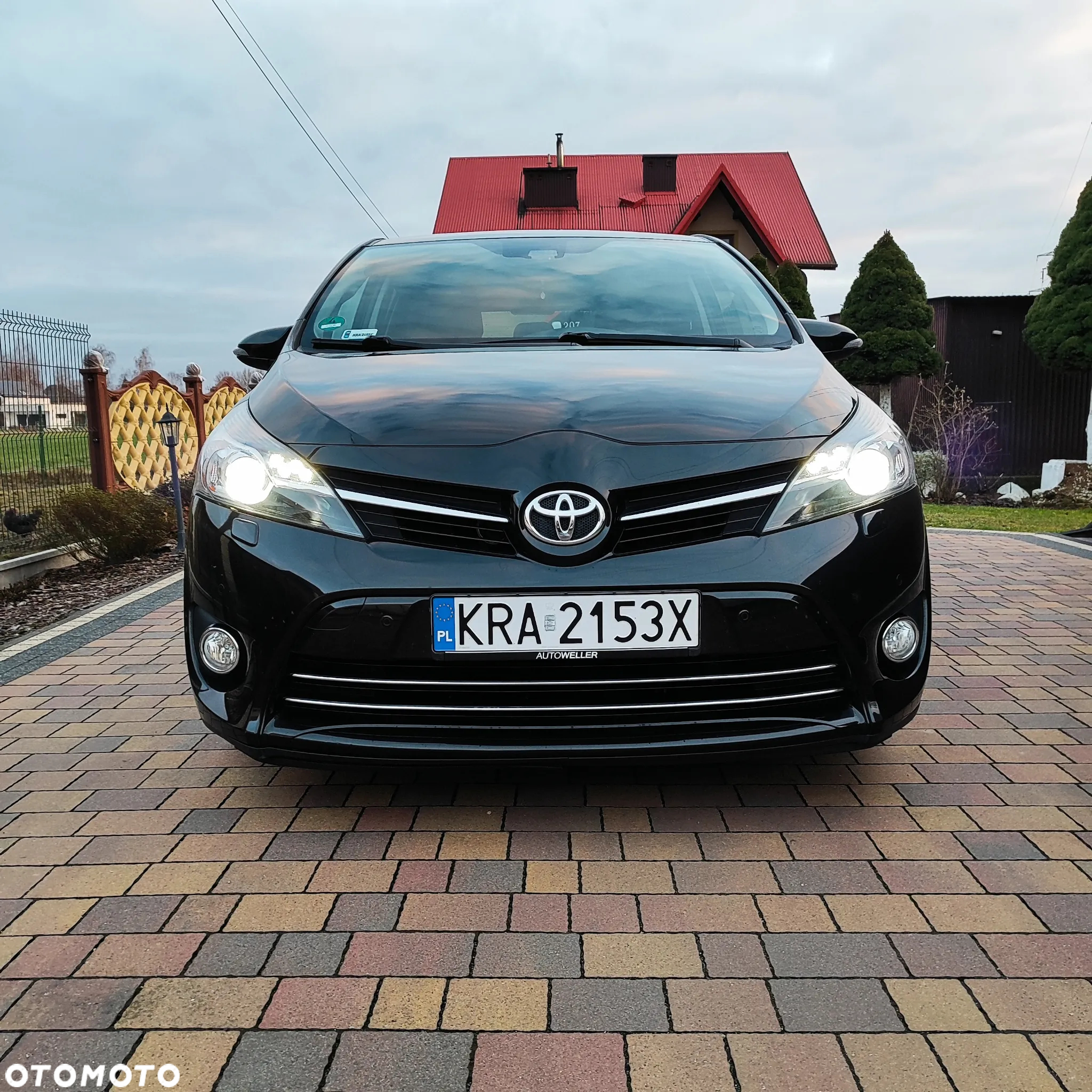 Toyota Verso 1.8 5-Sitzer Executive - 5