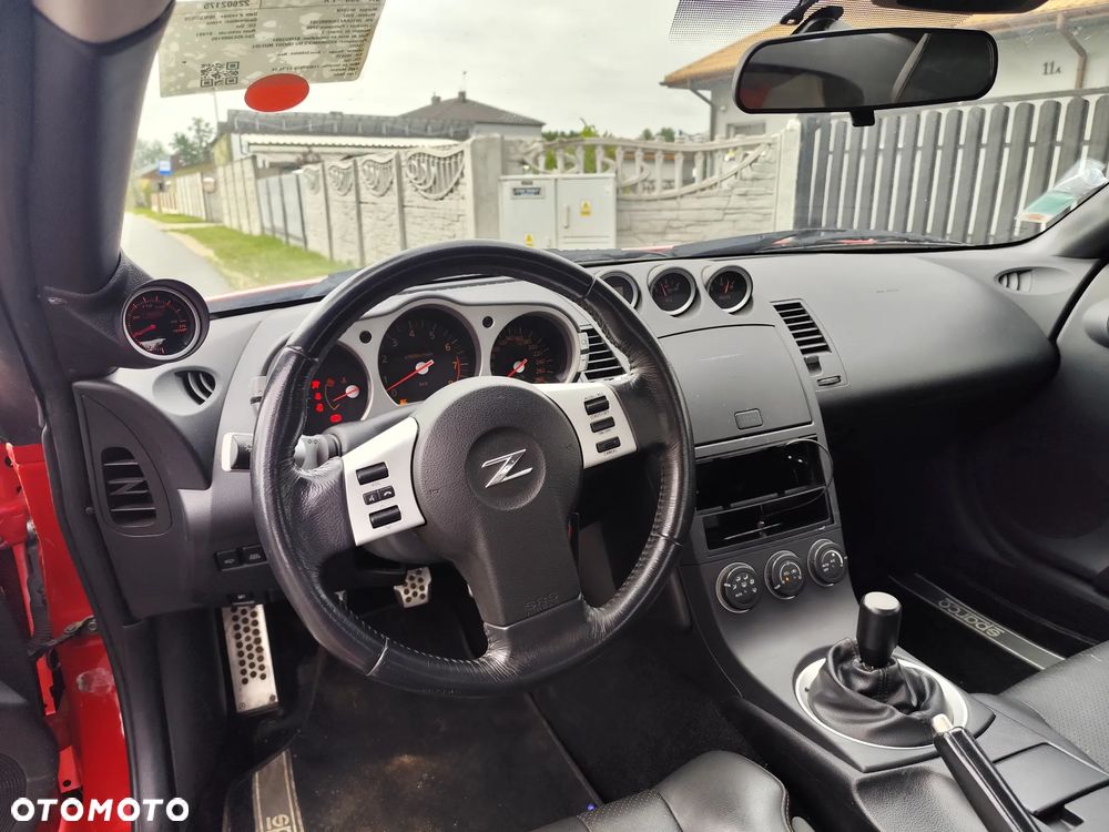 Nissan 350 Z Premium Pack - 25