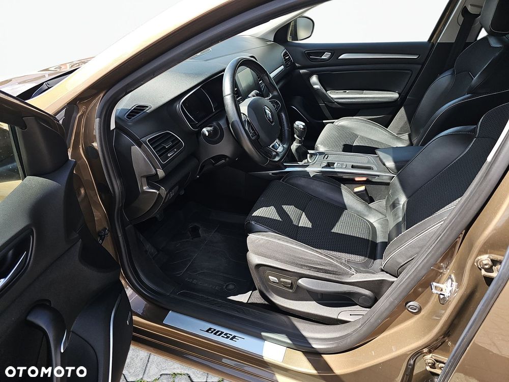 Renault Megane 1.2 Energy TCe Bose - 12