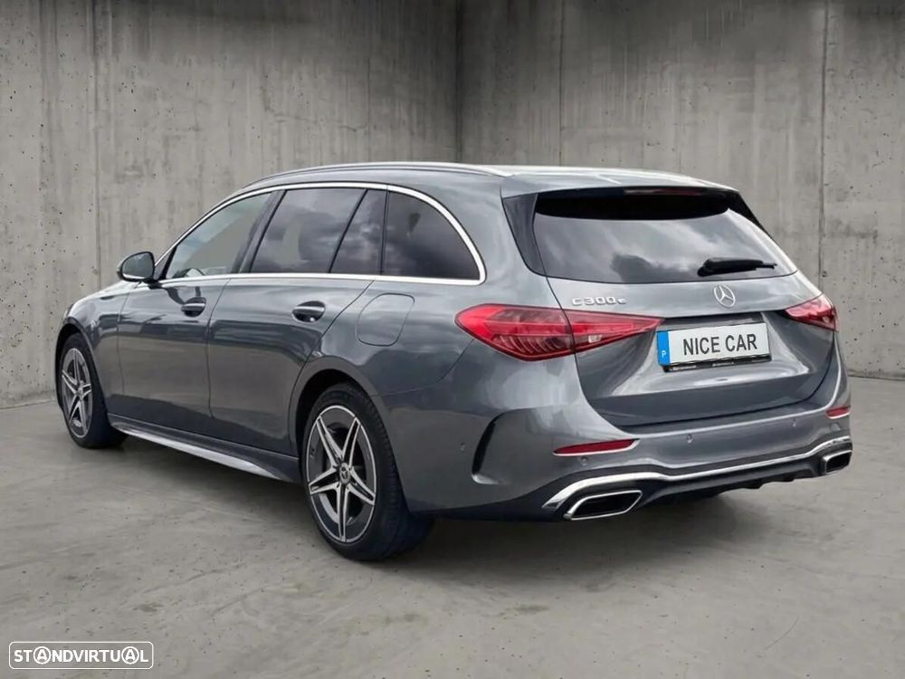 Mercedes-Benz C 300 e AMG Line - 4
