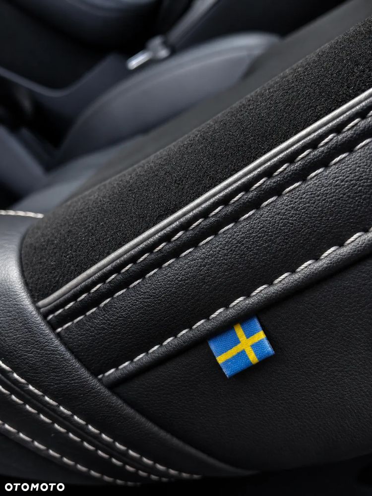 Volvo XC 40 B4 B R-Design - 29