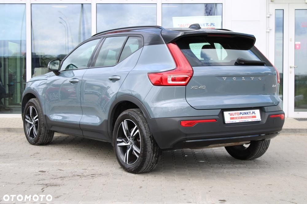 Volvo XC 40 - 3