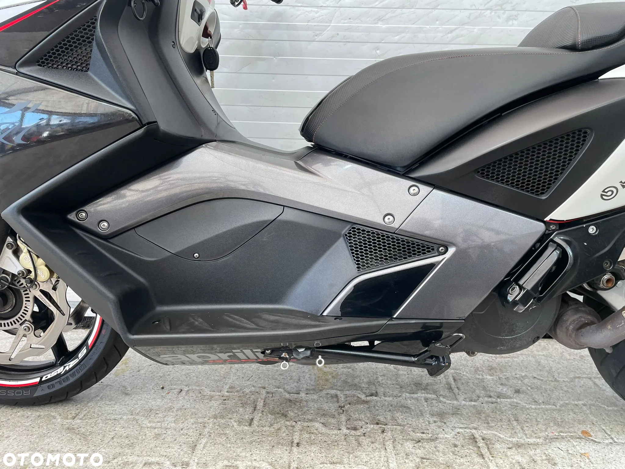 Aprilia Inny - 27