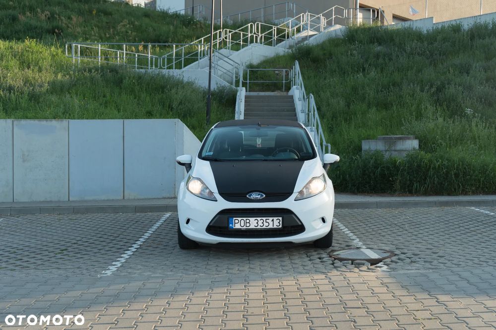 Ford Fiesta 1.4 TDCi Ambiente - 7