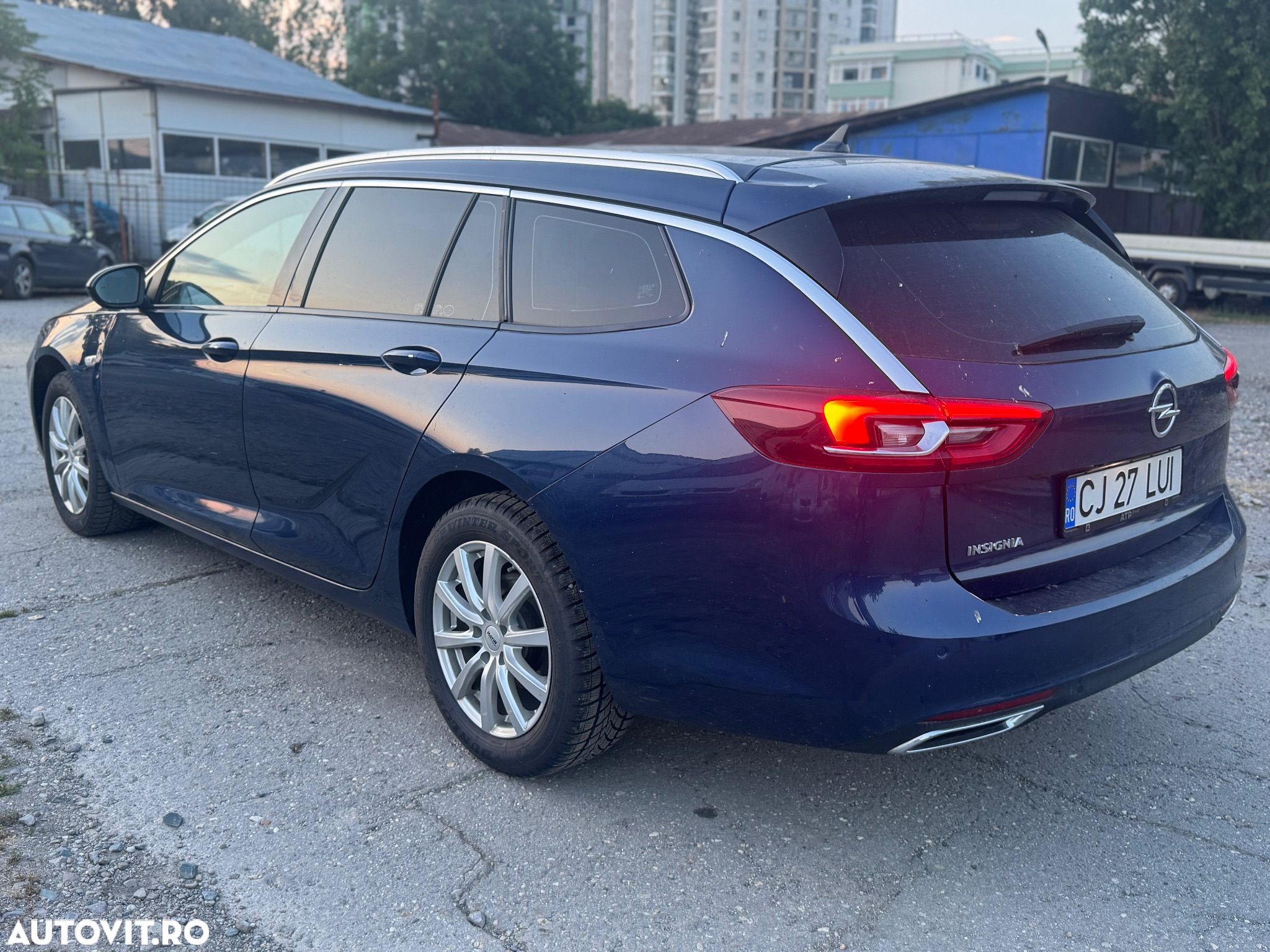 Opel Insignia Sport Tourer 2.0 Start/Stop Aut. Elegance - 4