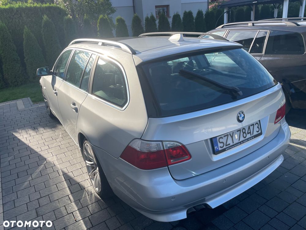 BMW Seria 5 523i - 9