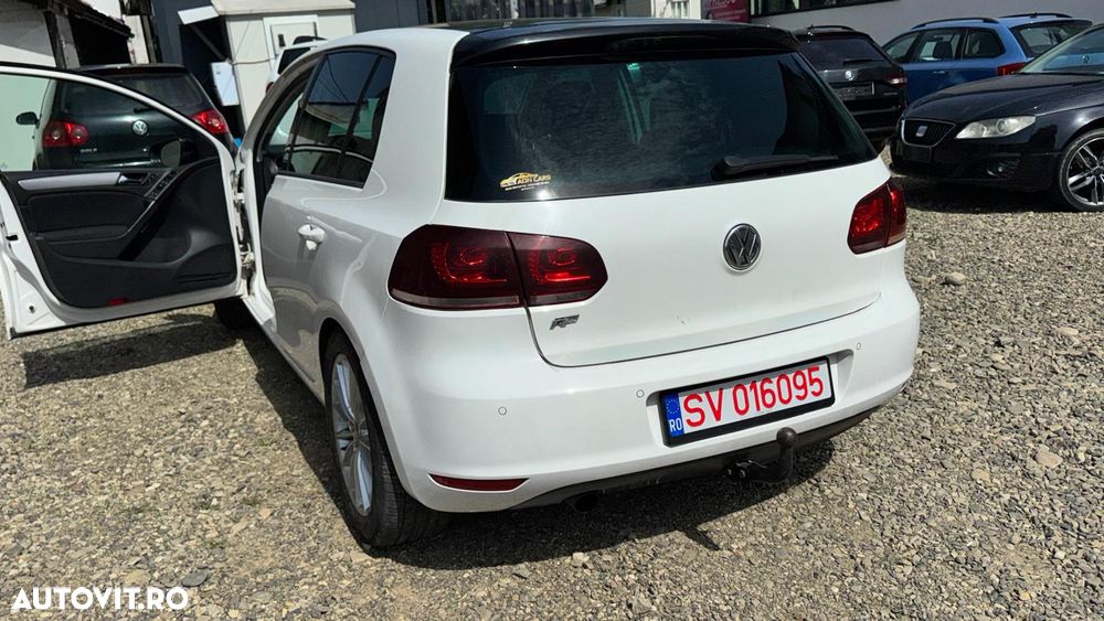 Volkswagen Golf - 5