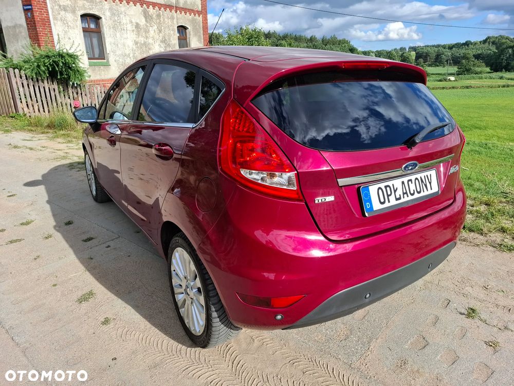Ford Fiesta 1.6 TDCi SYNC Edition - 29