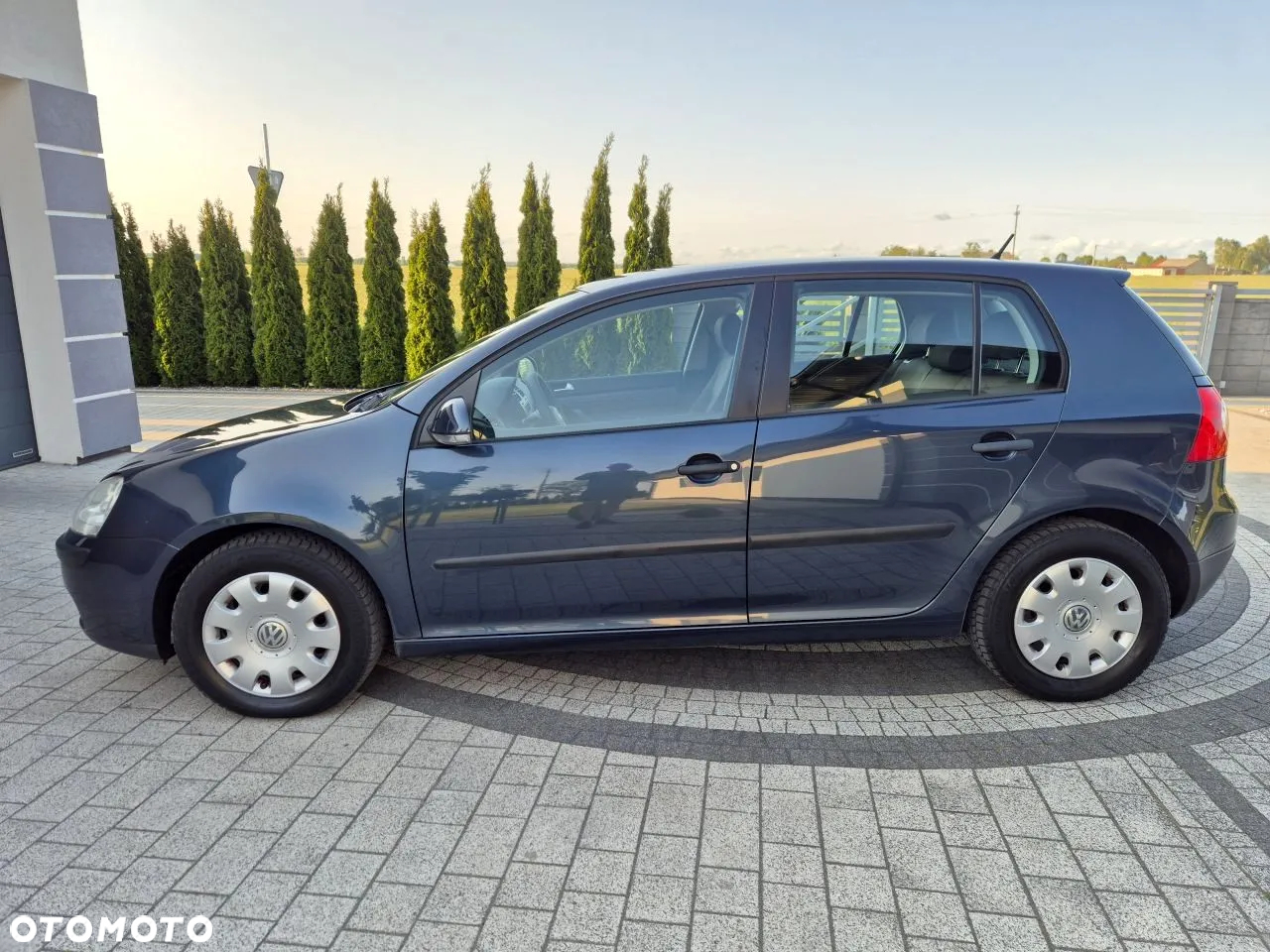 Volkswagen Golf - 11