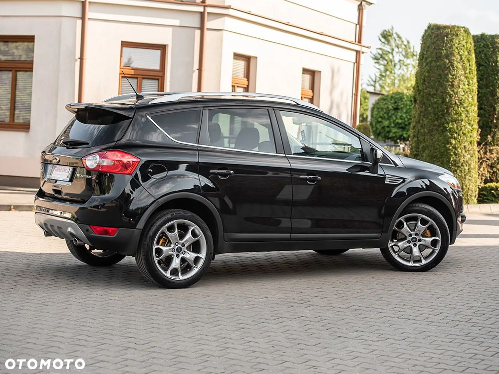Ford Kuga 2.0 TDCi 2x4 Titanium - 14