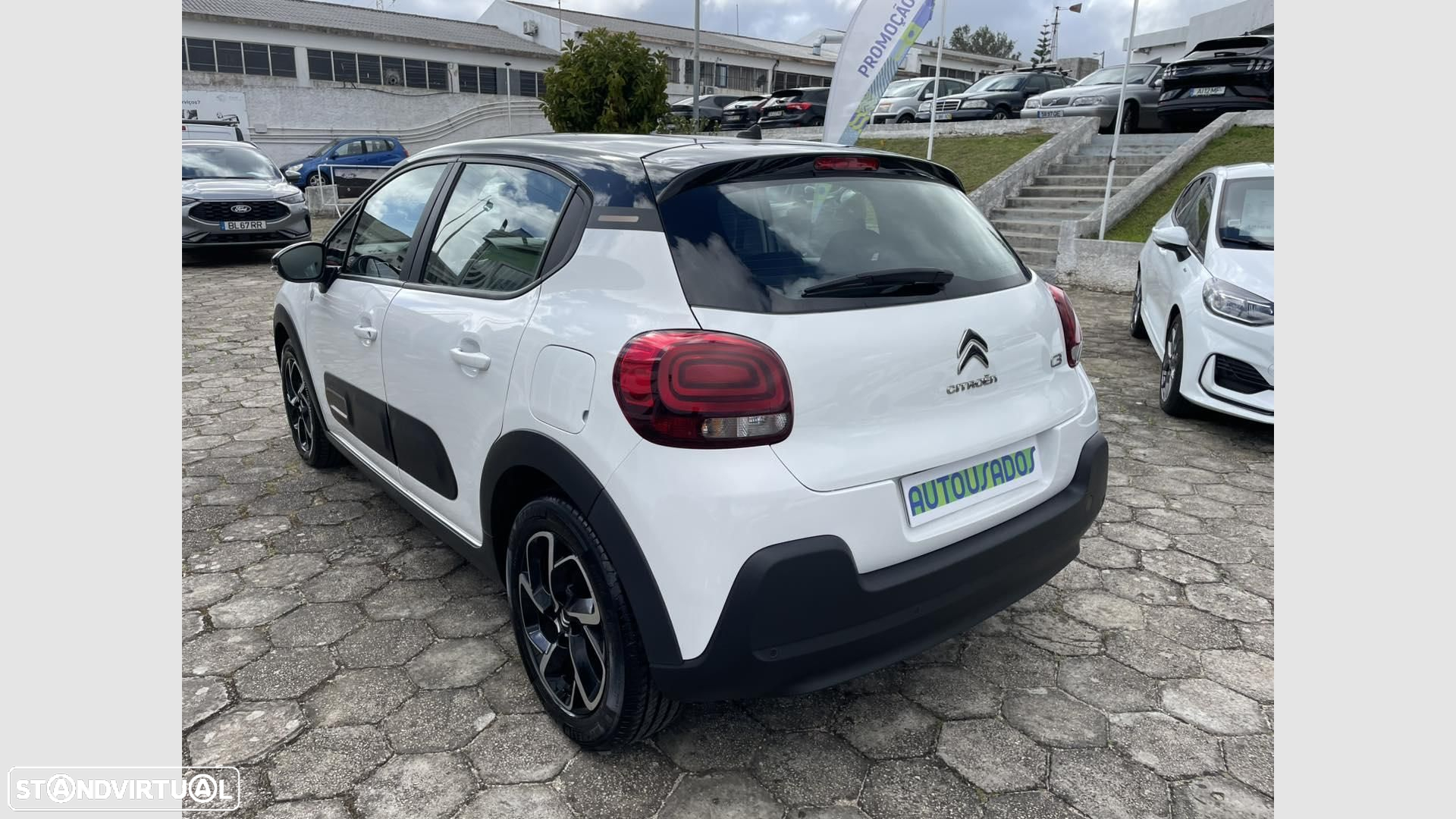 Citroën C3 1.2 PureTech C-Series - 4
