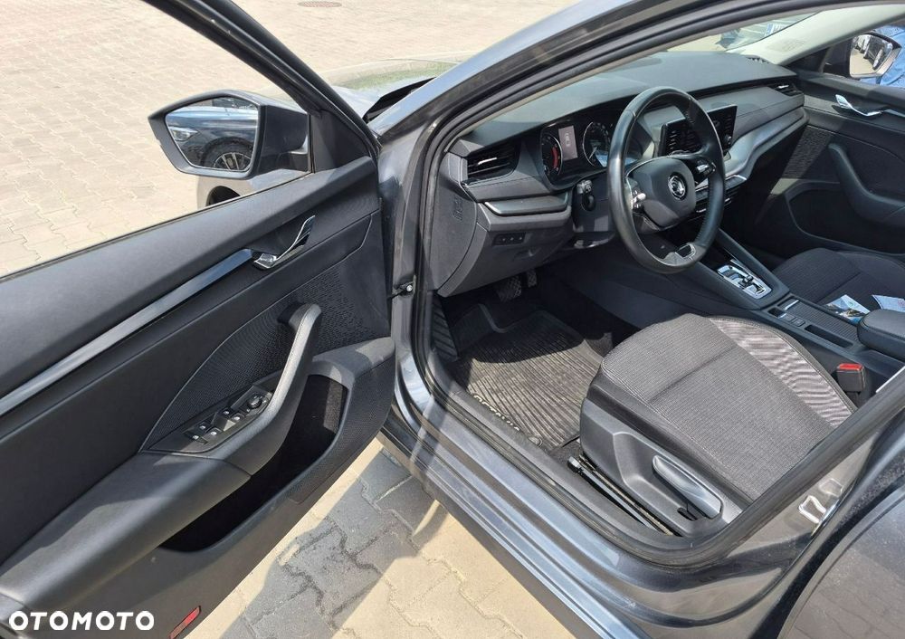Skoda Octavia 1.0 TSI e-TEC DSG Ambition - 8