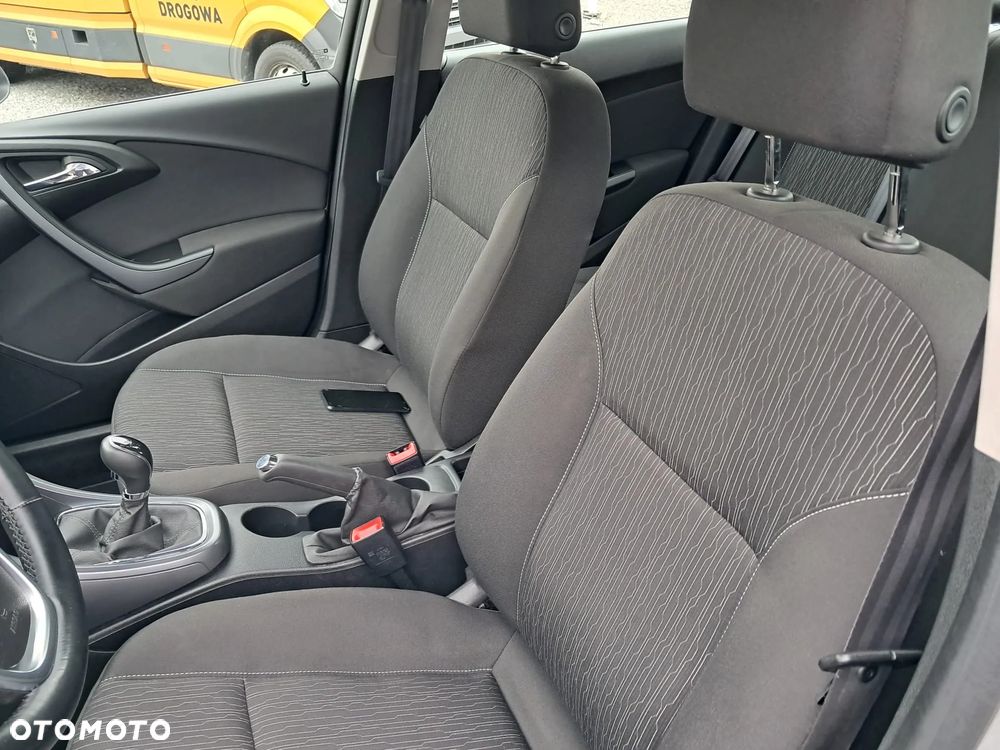 Opel Astra 1.6 Business EU6 - 20
