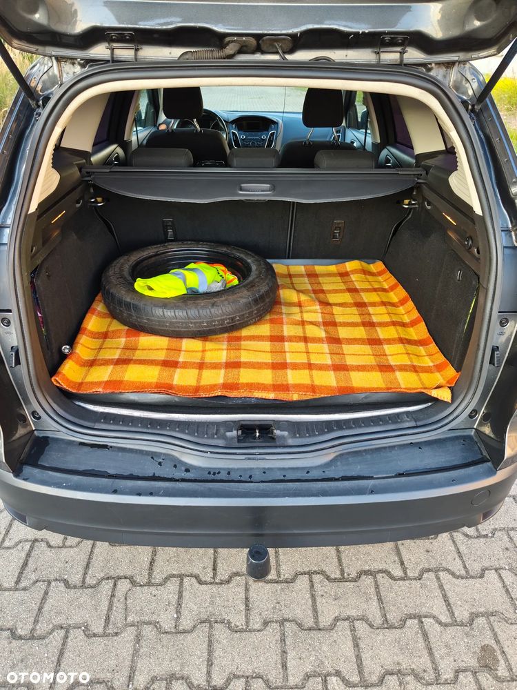 Ford Focus 1.6 SYNC Edition - 8