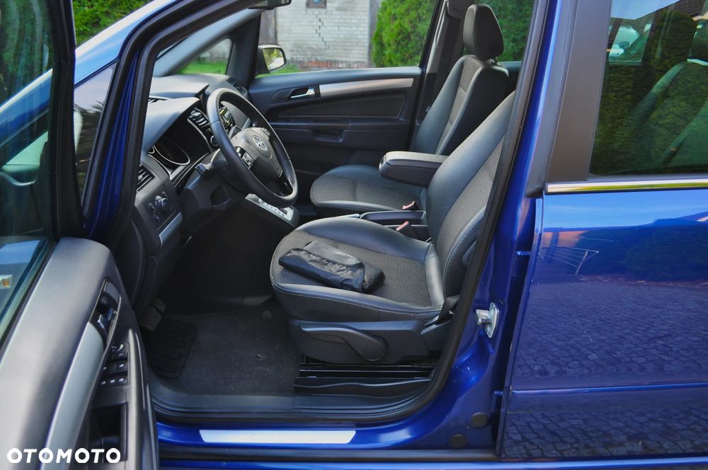 Opel Zafira 1.9 CDTI Automatik Cosmo - 23