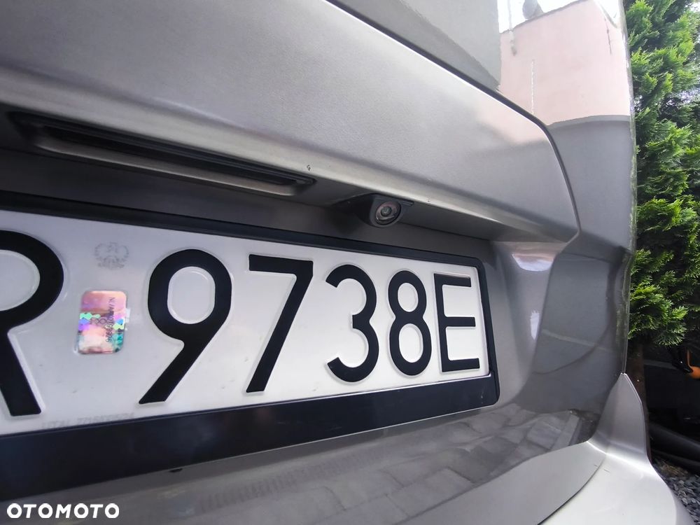 Ford Tourneo Connect Grand - 28