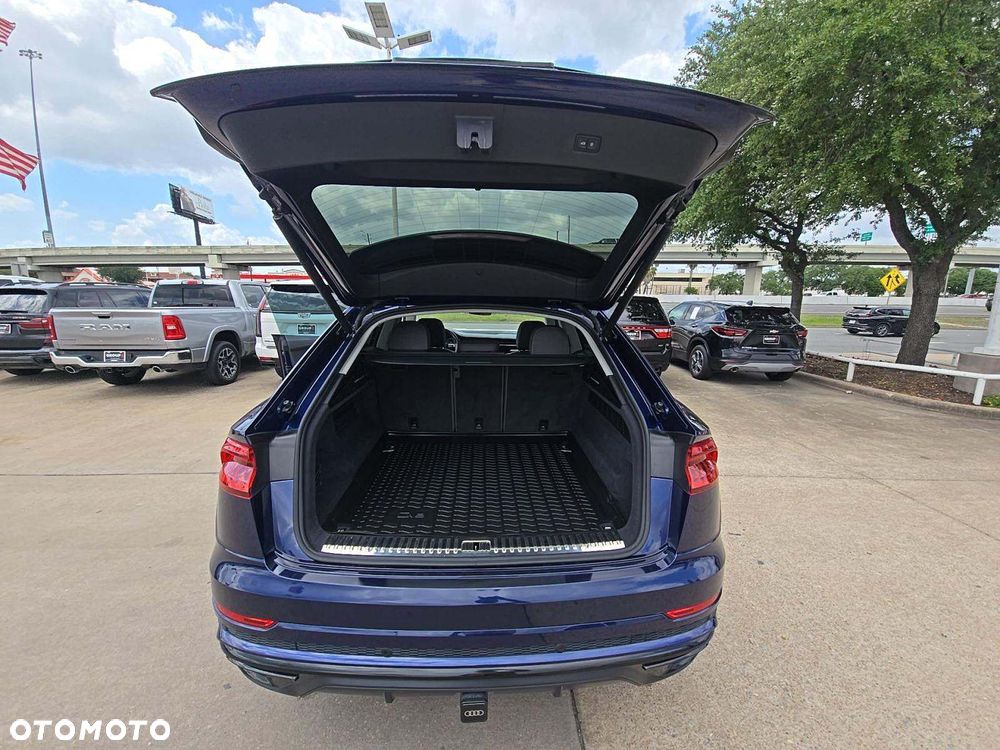 Audi Q8 55 TFSI mHEV Quattro Tiptronic - 3