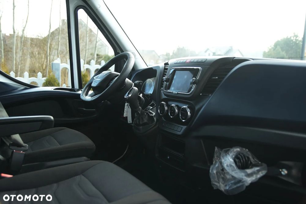 Iveco DAILY 35-180 * 3.0 Diesel HiMatic 180KM * LAWETA *100% Aluminium* Samochód  JAK NOWY!!! - 20