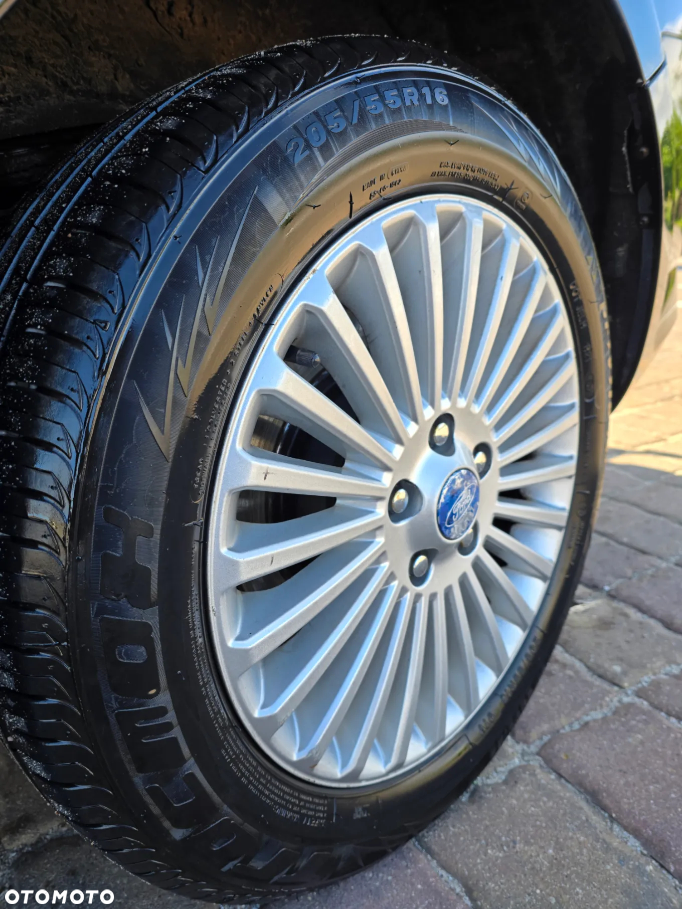 Ford Mondeo - 12