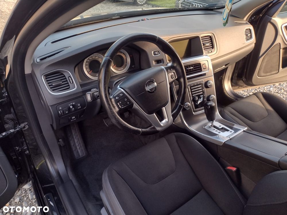 Volvo S60 D3 Geartronic Momentum - 5