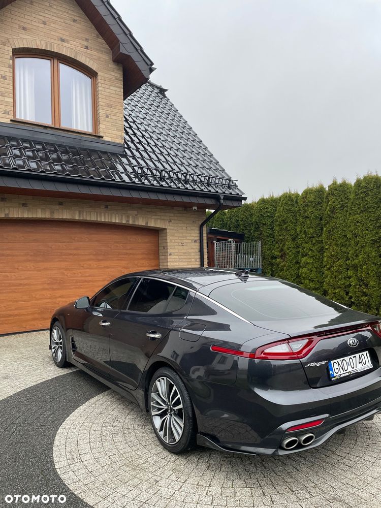 Kia Stinger 2.0 T-GDI GT Line - 6