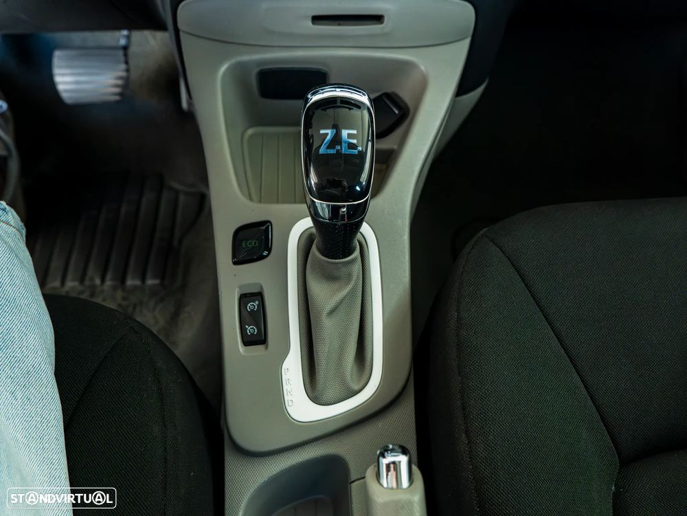 Renault Zoe (c/ Bateria) Life 40 Q90 - 23