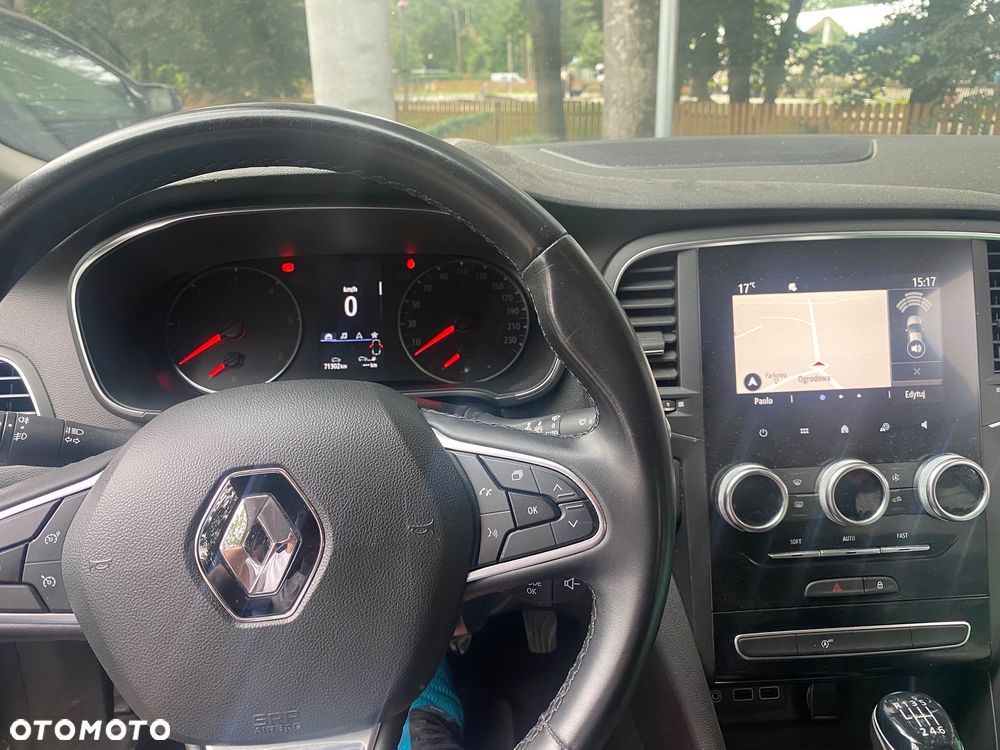 Renault Megane 1.5 Blue dCi Zen - 11