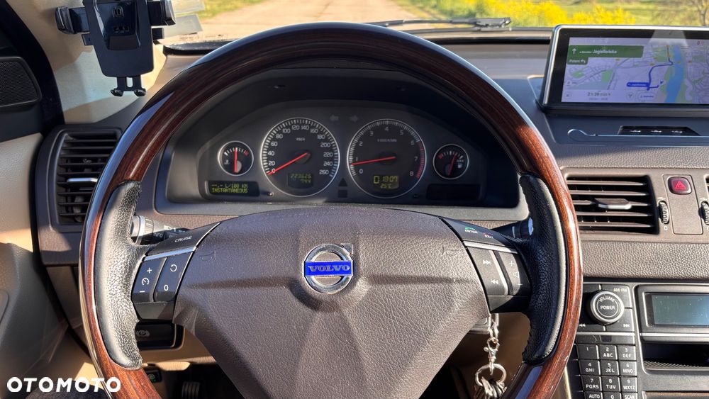 Volvo XC 90 3.2 Momentum - 25
