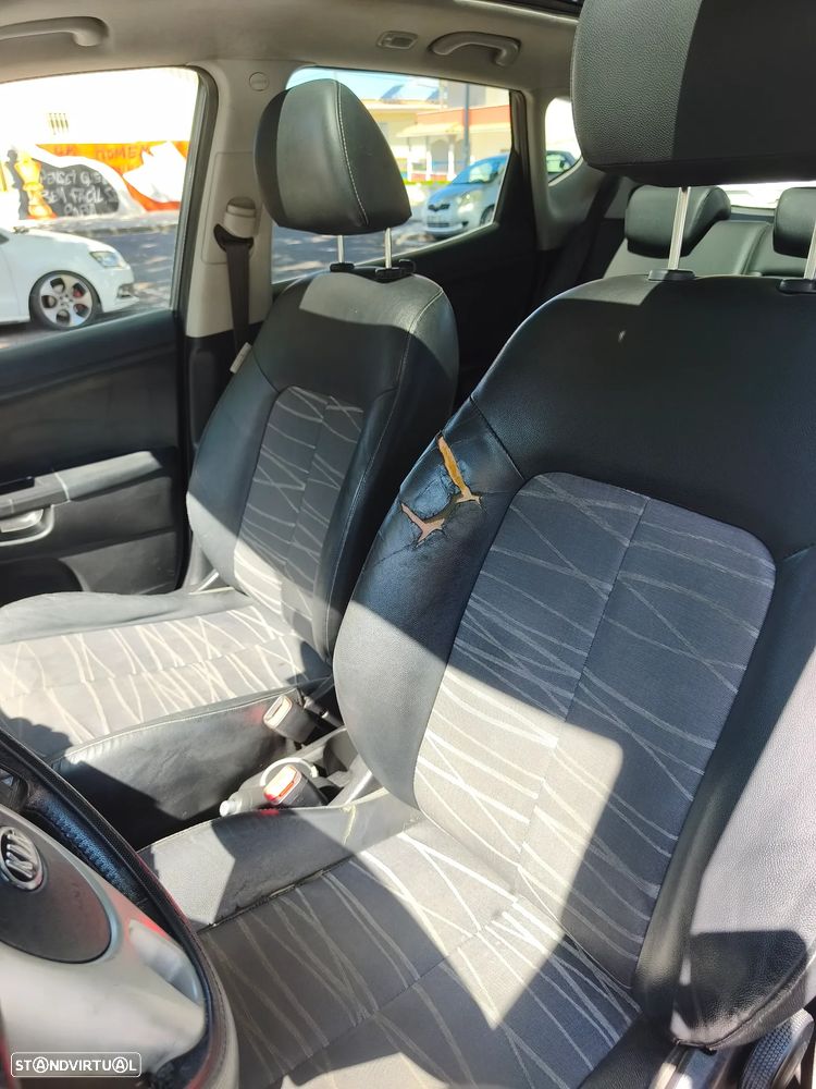 Kia Venga 1.4 CRDi TX ISG - 14