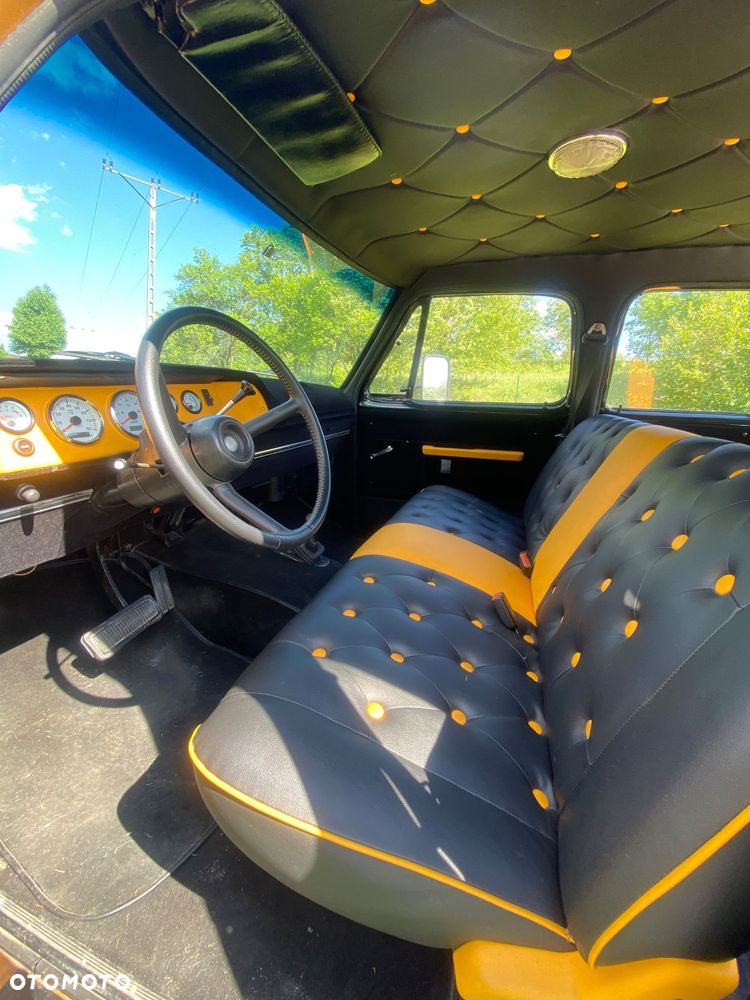 Dodge RAM - 8