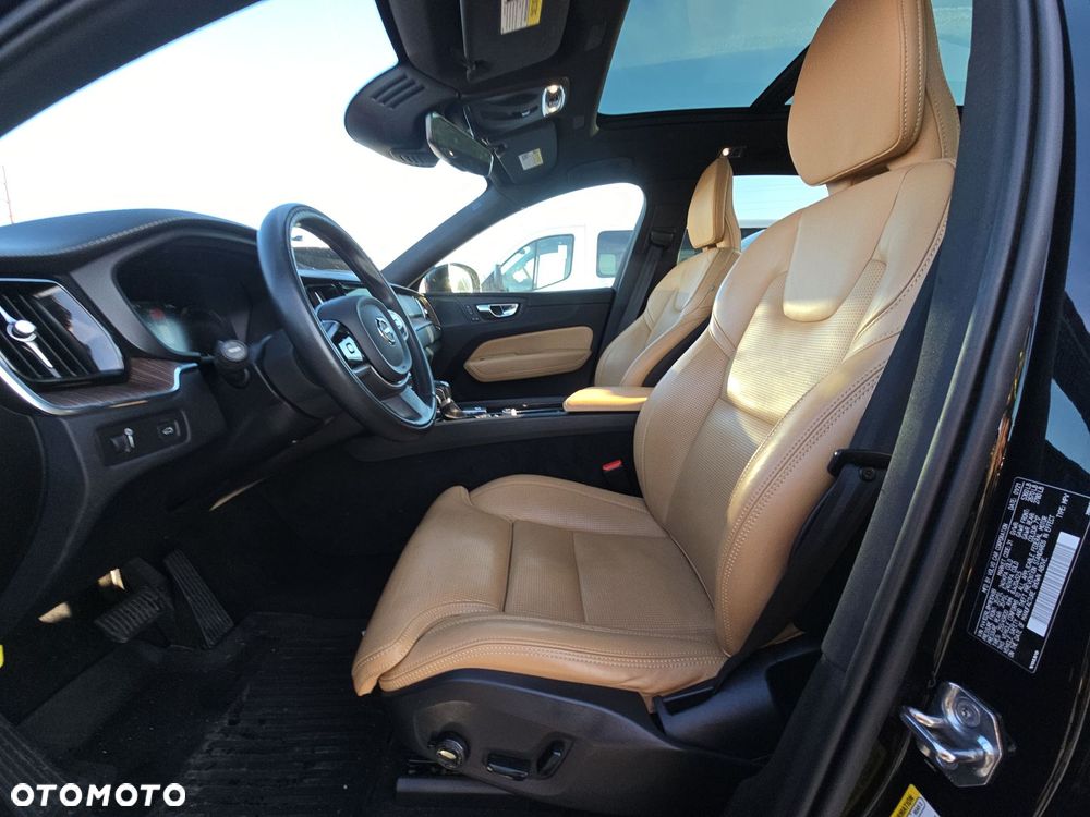 Volvo XC 60 T5 AWD Inscription - 9