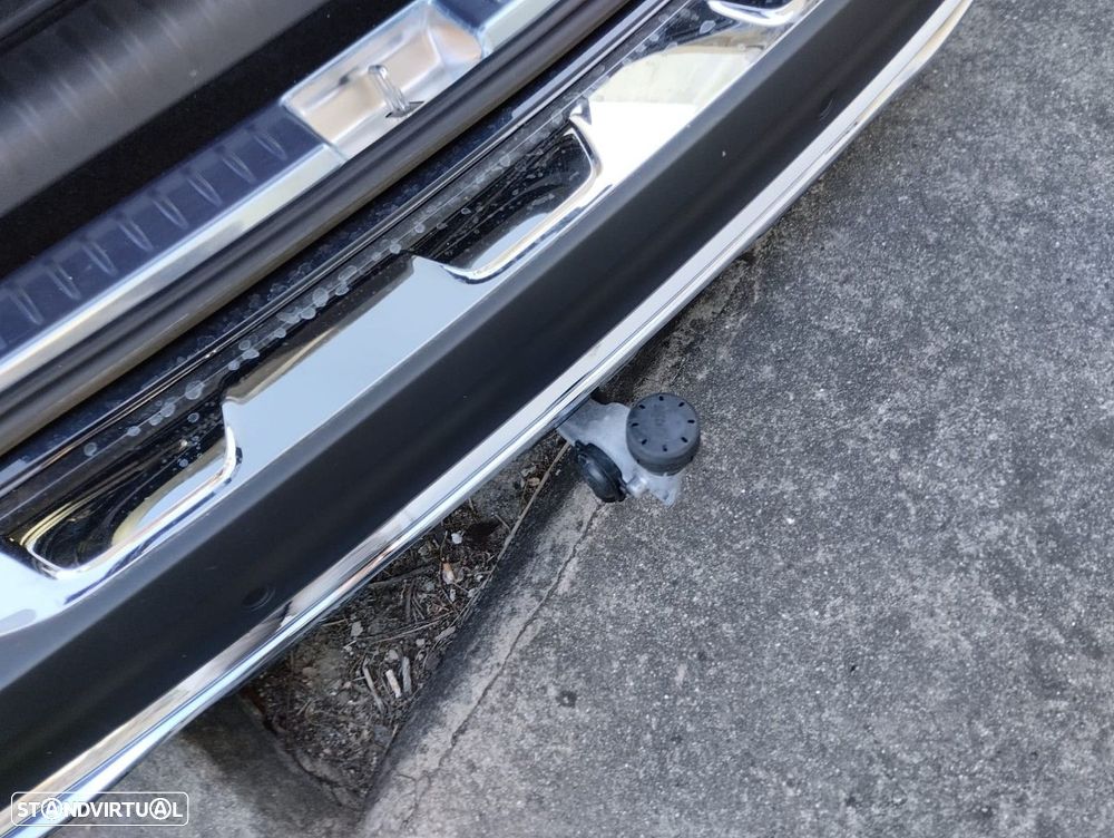 Mercedes-Benz E 300 de 4Matic All-Terrain - 10