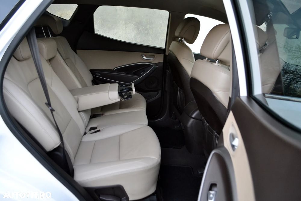 Hyundai Santa Fe 2.2 CRDi 4WD Automatik Premium - 11
