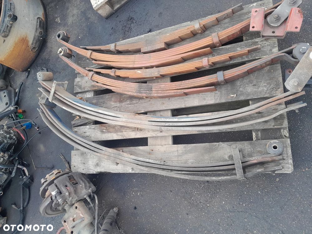 Resor tył/ RESORY Iveco Daily 35S12 35S13 35S14 !! 3LAGI 2006-2004r. !! - 1