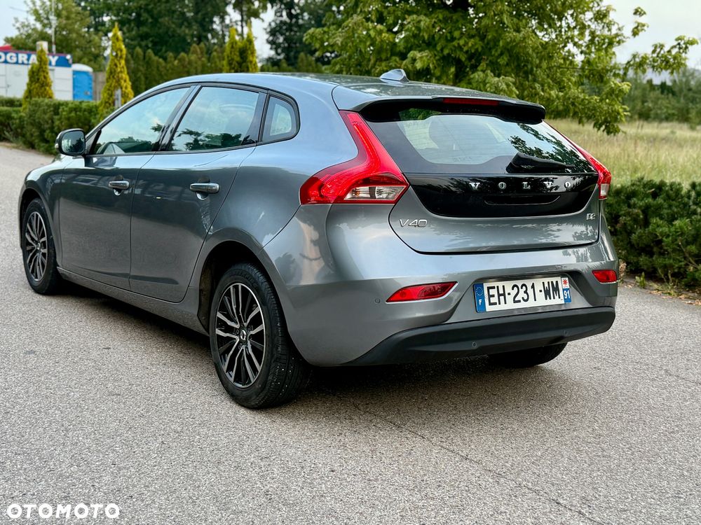 Volvo V40 D2 Drive-E Momentum - 3