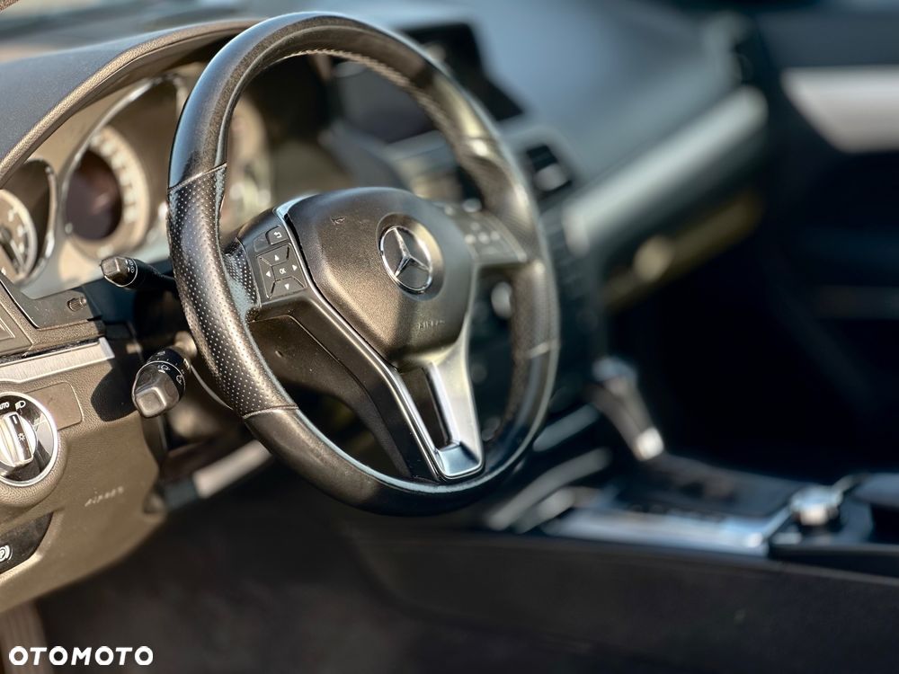 Mercedes-Benz Klasa E - 7