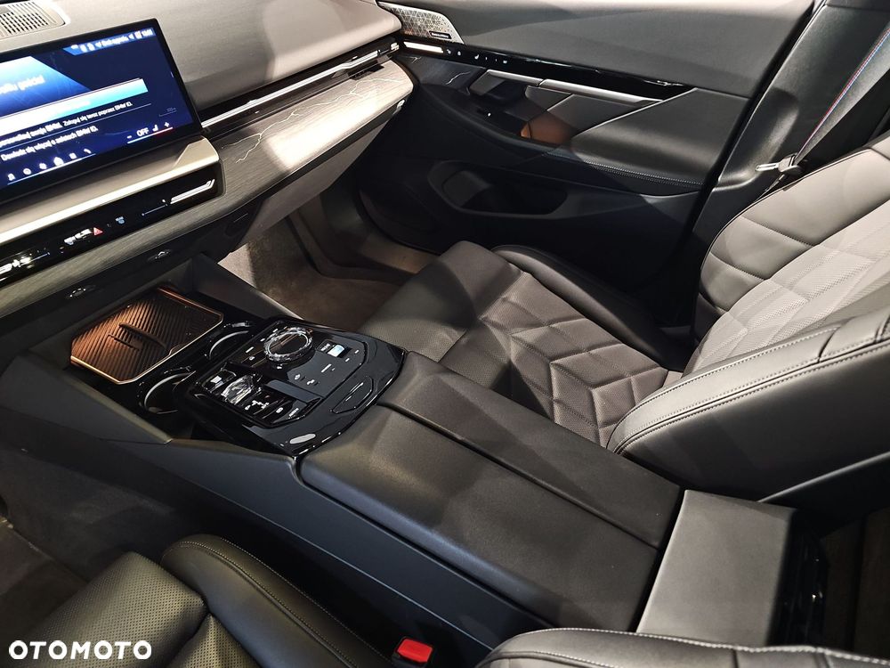 BMW Seria 5 - 15