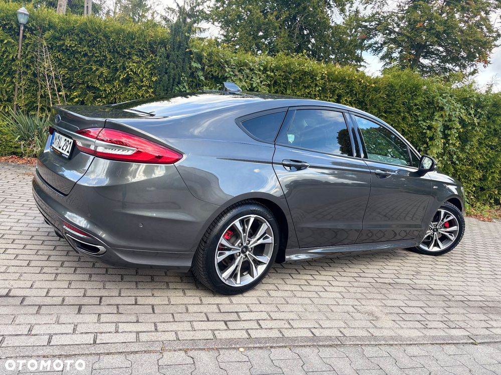 Ford Mondeo 2.0 Hybrid ST-Line X - 12