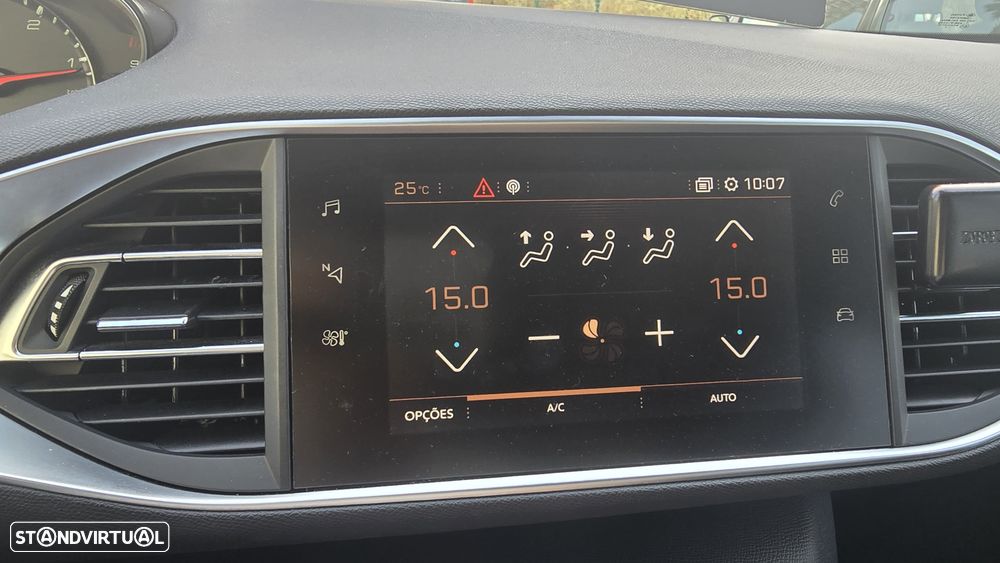 Peugeot 308 1.5 BlueHDi Style - 29