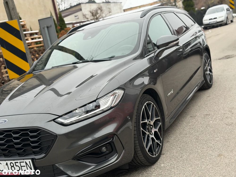 Ford Mondeo 2.0 Hybrid ST-Line X - 39
