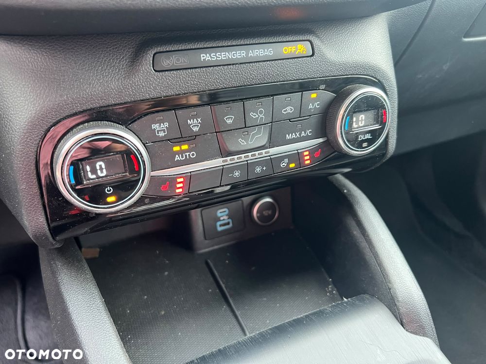 Ford Escape 2.0 EcoBoost AWD Titanium - 14