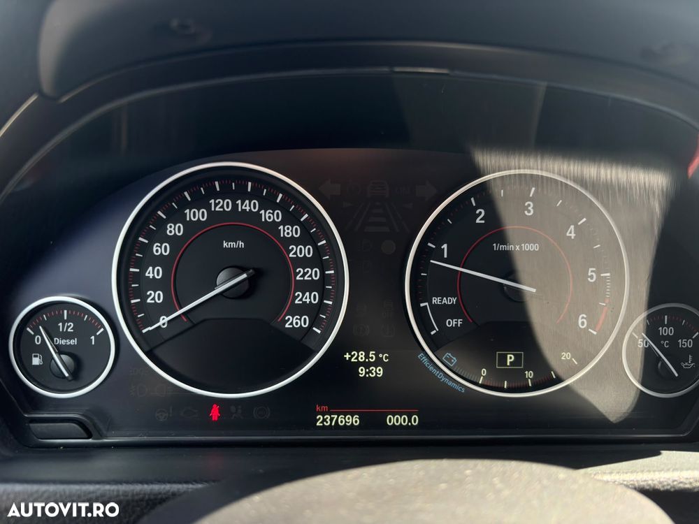 BMW Seria 3 318d Aut. Sport Line - 16