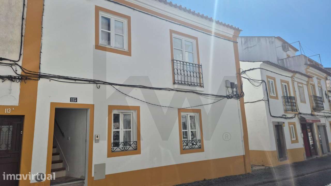 Moradia T2 centro Histórico de Évora - Grande imagem: 2/11