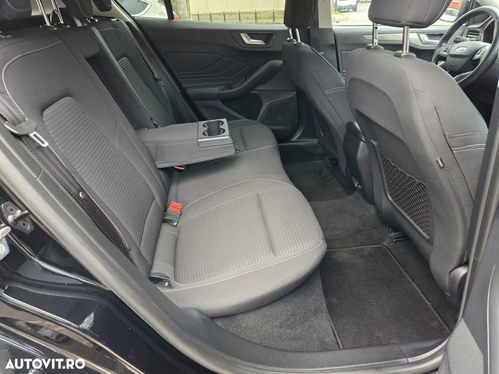 Ford Focus 1.5 EcoBlue Titanium - 9