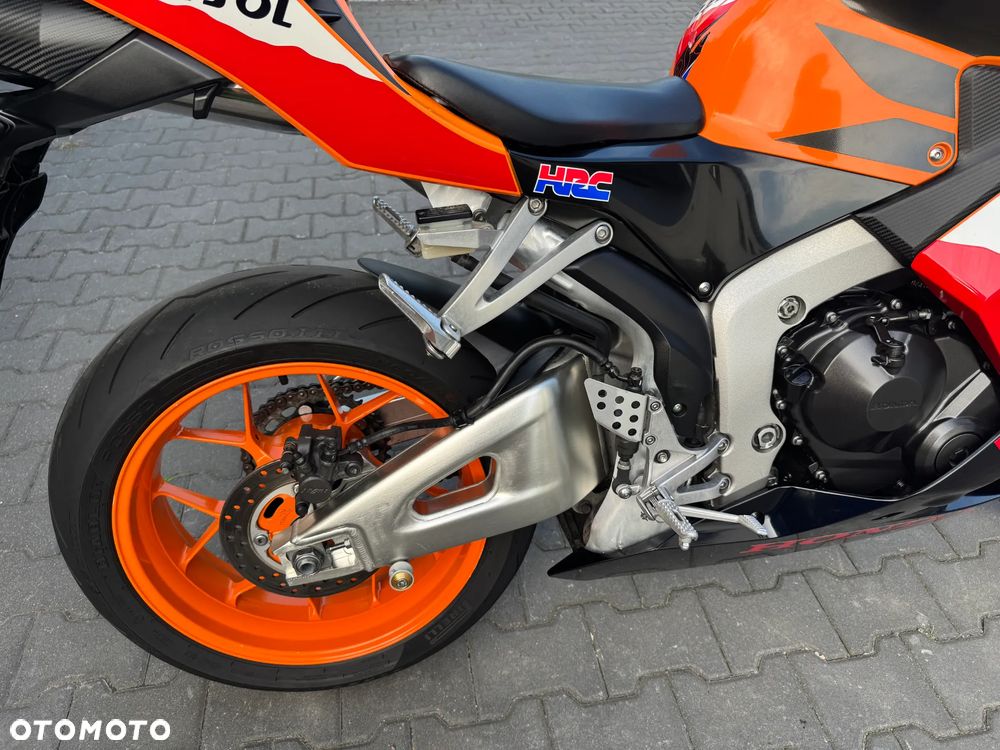 Honda CBR - 17